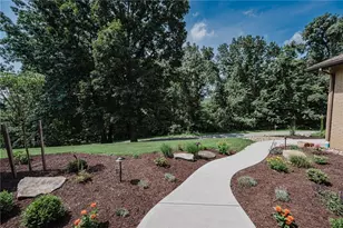 621 Highland Dr, Rayne Township-Ernest, PA 15747 - Photo 8