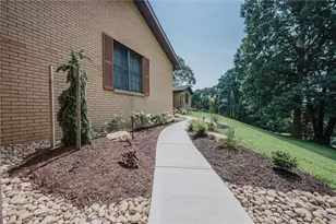 621 Highland Dr, Rayne Township-Ernest, PA 15747 - Photo 6