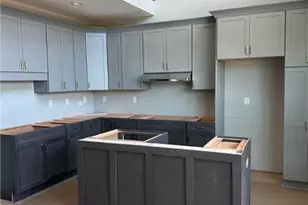 235 Lucca Ln, Pittsburgh, PA 15241 - Photo 6