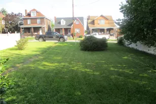 1133 Maryland Ave, Duquesne, PA 15110 - Photo 6