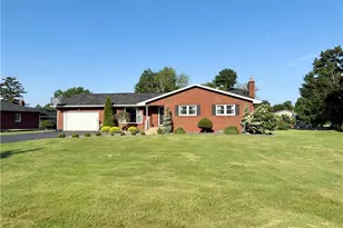 3215 Elm Dr, Neshannock Township, PA 16105 - Photo 1