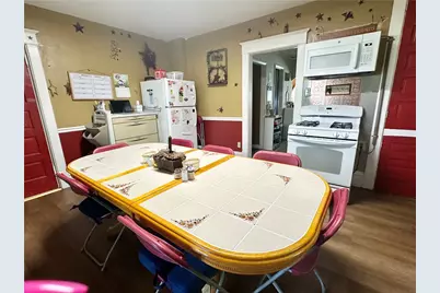 521 W Main St, Rural Valley Boro, PA 16249 - Photo 4