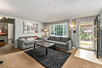 349 Siebert Rd, Ross Twp, PA 15237 - Photo 4