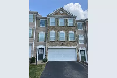 102 Alderwood Dr, South Greensburg Boro, PA 15601 - Photo 2