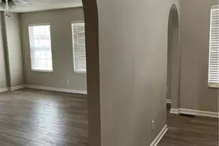 102 Alderwood Dr, South Greensburg Boro, PA 15601 - Photo 4