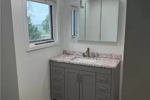 815 Braddock Rd, Pittsburgh, PA 15221 - Photo 16