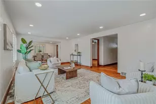 132 Sylvania Dr, South Park, PA 15236 - Photo 6