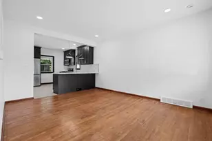 303 Kramer Wy, Pittsburgh, PA 15211 - Photo 6