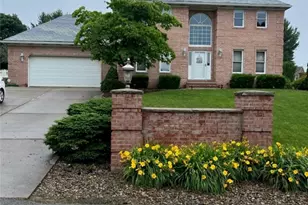 124 Turkmar Dr, Center Township, PA 15001 - Photo 1