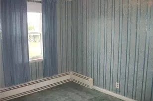 102 Nemacolin Rd, Carmichaels-Cumberland, PA 15320 - Photo 10