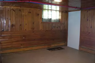 102 Nemacolin Rd, Carmichaels-Cumberland, PA 15320 - Photo 16