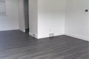 3906 Meadowbrook Blvd, Pittsburgh, PA 15227 - Photo 4