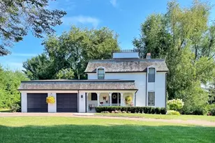 21 Victoria Dr, Neshannock Township, PA 16105 - Photo 1