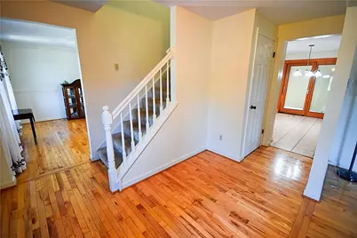 2597 Monterey Dr, Pittsburgh, PA 15241 - Photo 8