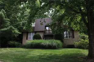 20 Carmel Ct, Pittsburgh, PA 15221 - Photo 1