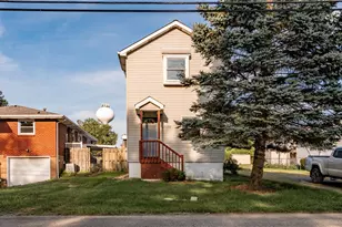 2606 Monroe St, Harrison Township, PA 15065 - Photo 1