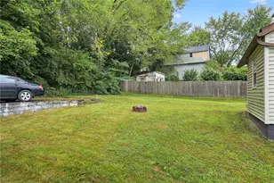 16 Community Springs Ct, Rochester, PA 15074 - Photo 24