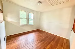 341 Ohio Ave, Clairton, PA 15025 - Photo 4