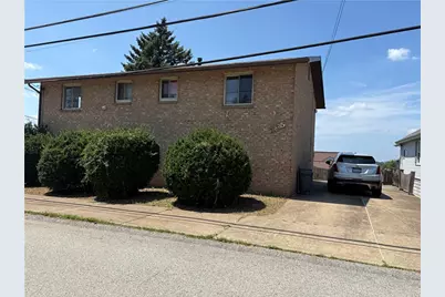 635 Pittsburgh St, East McKeesport, PA 15035 - Photo 1