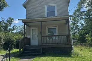 268 Malleable St, Sharon, PA 16146 - Photo 1