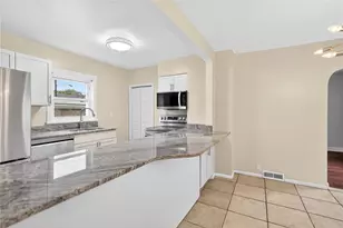 1631 McMinn St, Aliquippa, PA 15001 - Photo 14