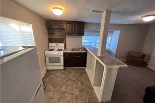 725 Clarissa St, Pittsburgh, PA 15219 - Photo 12