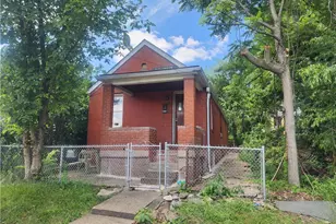 313 Linton St, McKees Rocks, PA 15136 - Photo 1