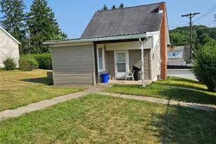 2416 26th St, White Township, PA 15010 - Photo 4