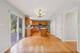 514 Luke Ct, Cranberry Township, PA 16066 - Photo 10