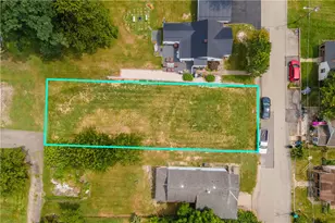 352 Pershing Ave, Chartiers, PA 15342 - Photo 2