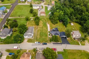 352 Pershing Ave, Chartiers, PA 15342 - Photo 6