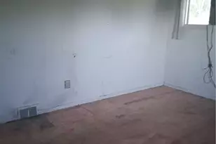 587 E Pittsburgh St, Delmont, PA 15601 - Photo 8