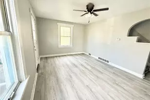 927 Vankirk St, Clairton, PA 15025 - Photo 2