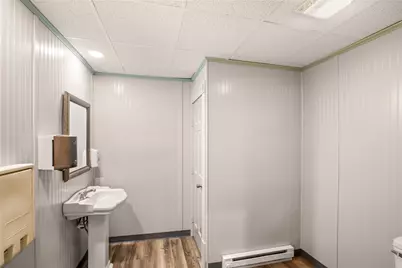 105 E Main Street, Somerset Boro, PA 15501 - Photo 10