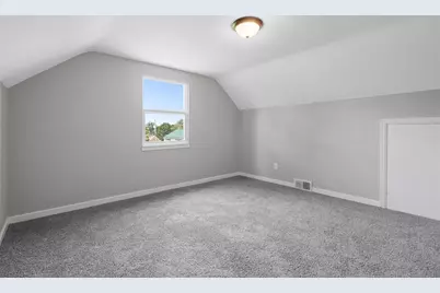 540 Center Hill Rd, Pittsburgh, PA 15239 - Photo 18