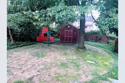 513 Young St, New Castle, PA 16101 - Photo 4