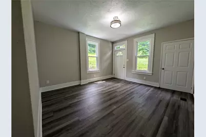 555 Steel Hill Rd, Kirby - Mount Morris, PA 15349 - Photo 6