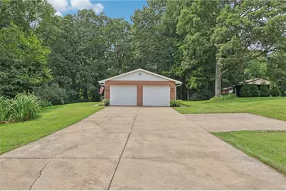 100 Joshua Drive, Lancaster Township, PA 16037 - Photo 32