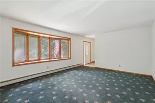 100 Joshua Dr, Lancaster Township, PA 16037 - Photo 10