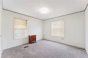 811 Clover Ln, Murrysville, PA 15668 - Photo 8