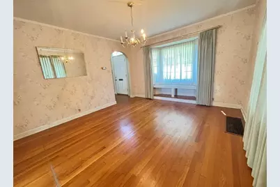 705 California Ave, Ellwood City, PA 16117 - Photo 10