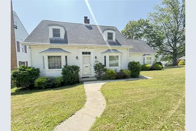 705 California Ave, Ellwood City, PA 16117 - Photo 1