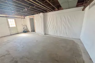 705 California Ave, Ellwood City, PA 16117 - Photo 18