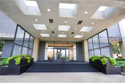 112 Washington Pl #18A, Downtown Pgh, PA 15219 - Photo 2