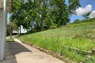 5650 Old William Penn Hwy, Murrysville, PA 15632 - Photo 44