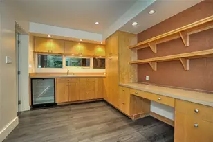 90 E Woodland Rd, Pittsburgh, PA 15232 - Photo 16