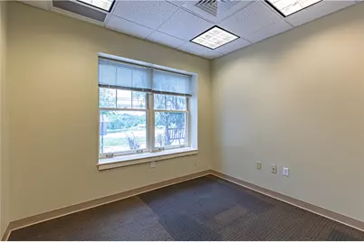 880 S Main St, South Strabane, PA 15301 - Photo 24