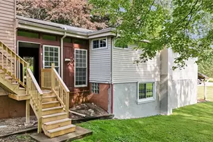 3052 Boughter Dr, Shenango Township, PA 16101 - Photo 6