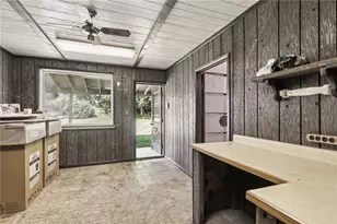 3052 Boughter Dr, Shenango Township, PA 16101 - Photo 10