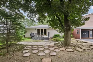 3052 Boughter Dr, Shenango Township, PA 16101 - Photo 18